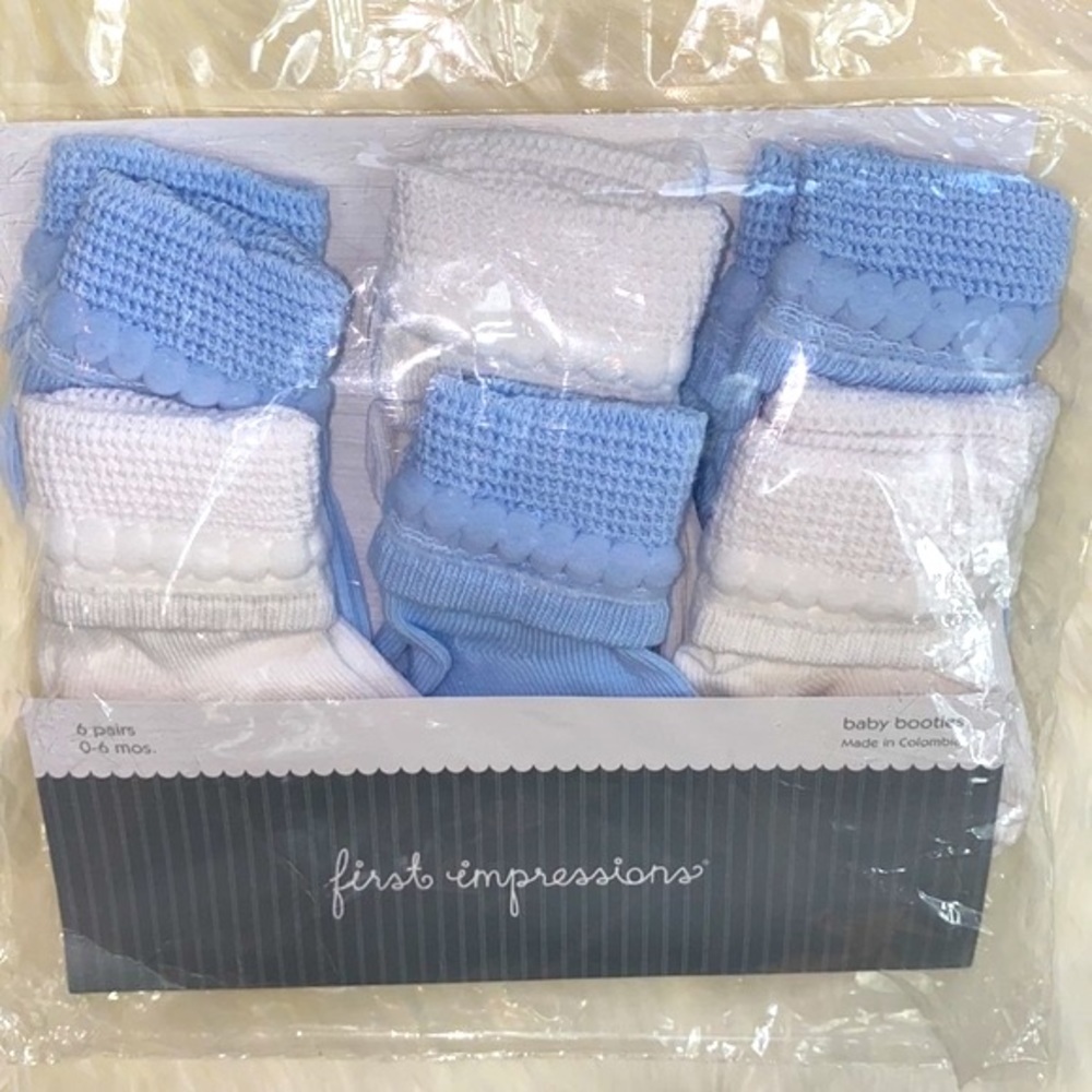 •first impressions• NEWBORN {blue & white} Booties